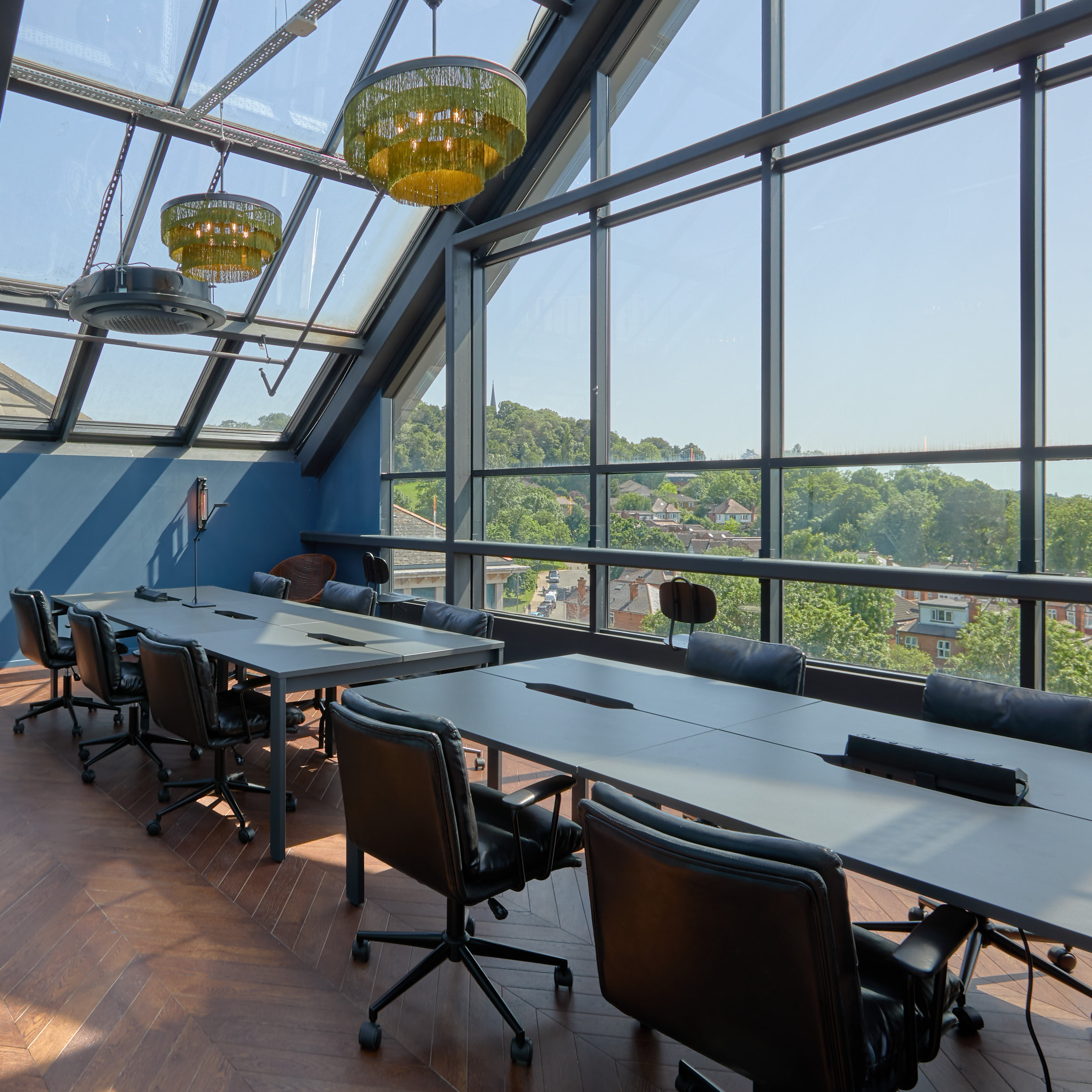 CO-WORKING SPACES